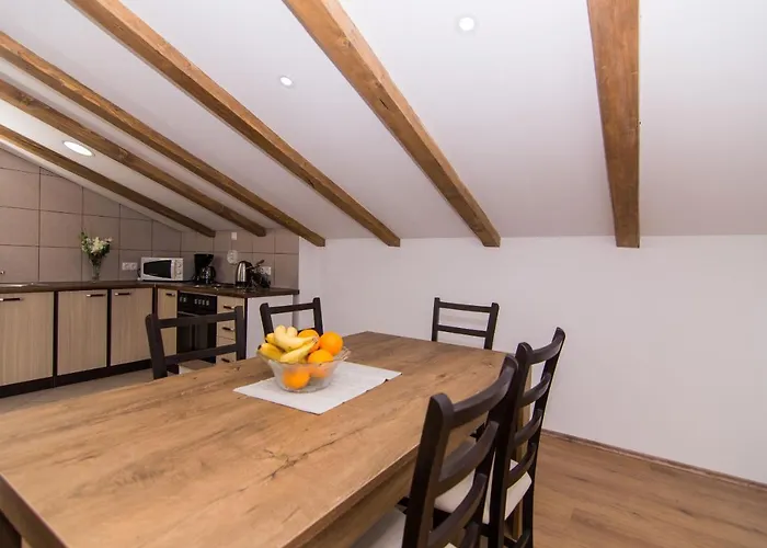 Slava Apartman Trogir