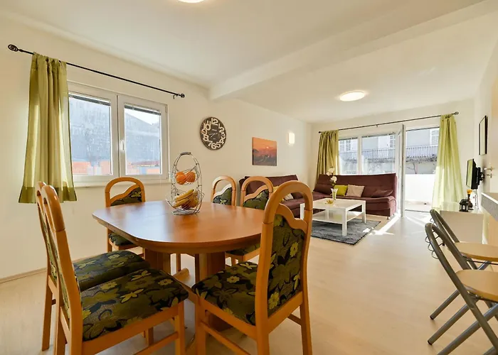 Apartman Slava