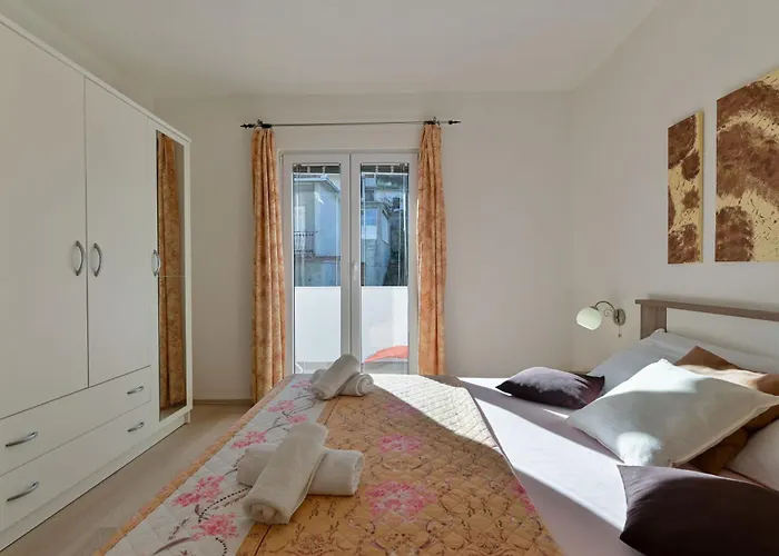 Slava Apartman Trogir