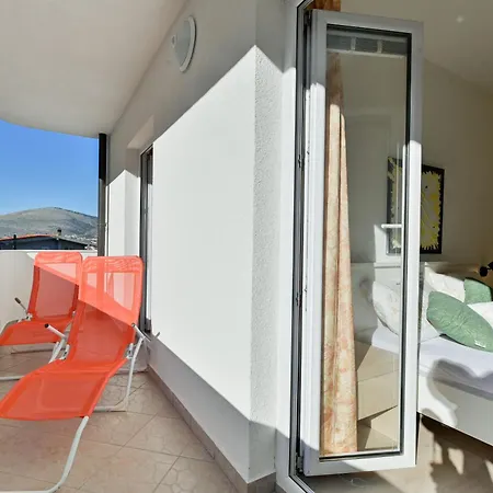 Apartman Slava *